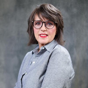 Meet your Posher, Pam